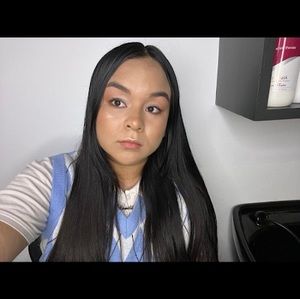 Meet your Posher, Alejandra